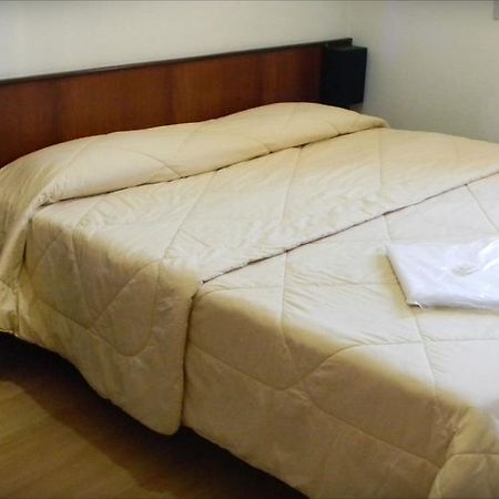 Hotel Chantilly Presidente Prudente Bagian luar foto