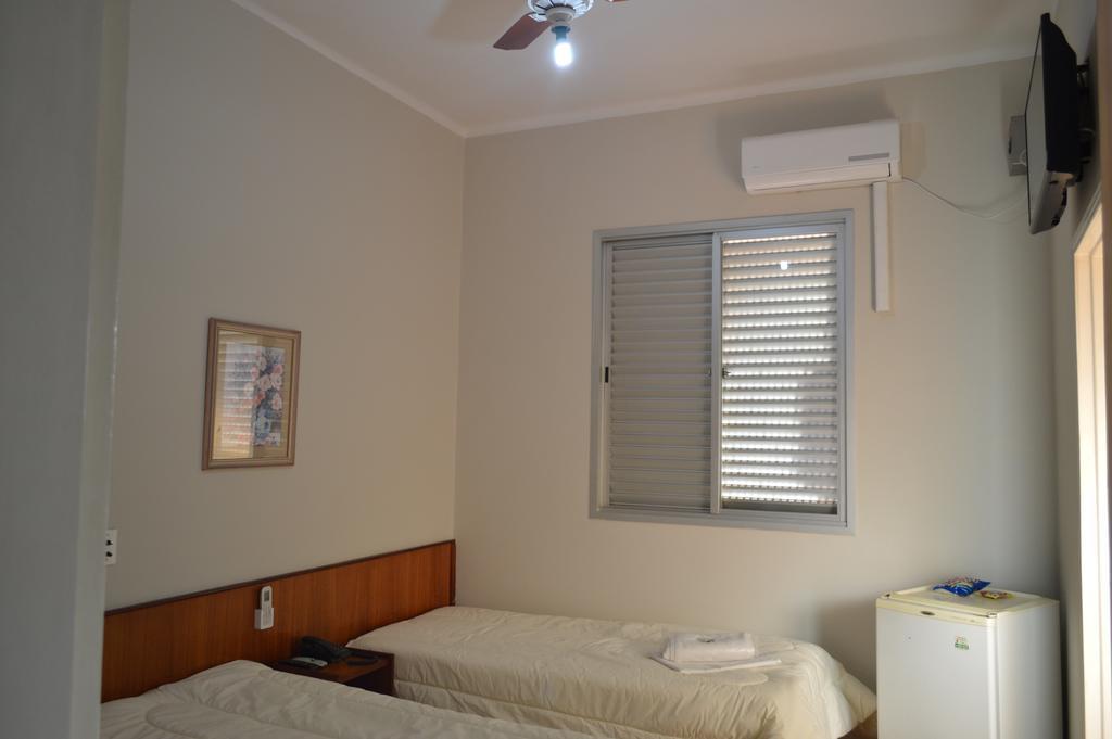 Hotel Chantilly Presidente Prudente Ruang foto